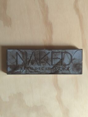 Urban Decay Smoky Eyeshadow